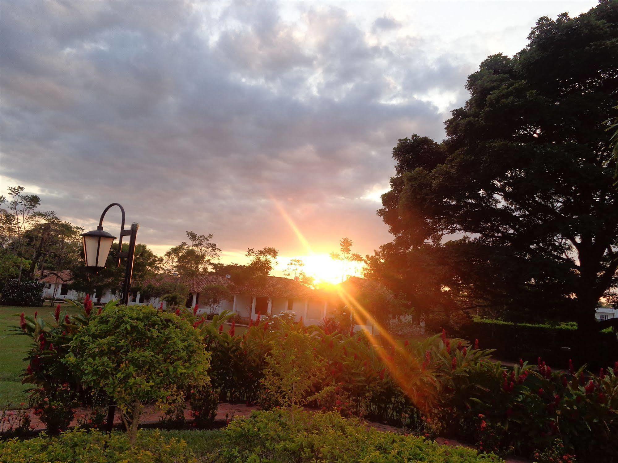 Hotel Campestre Arboretto Villavicencio Exterior photo