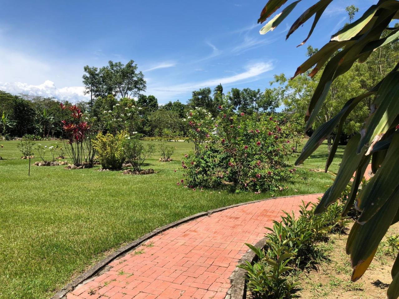 Hotel Campestre Arboretto Villavicencio Exterior photo