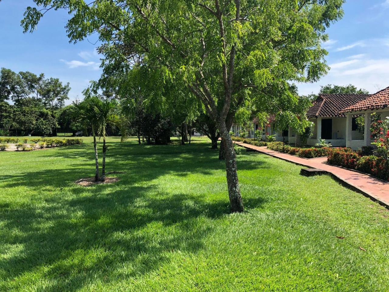 Hotel Campestre Arboretto Villavicencio Exterior photo